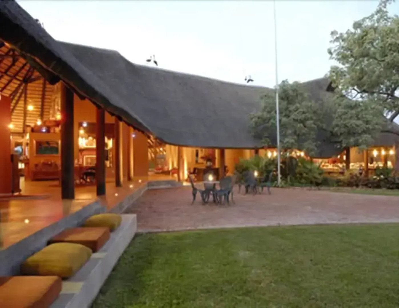 Uris Safari Lodge - Campground