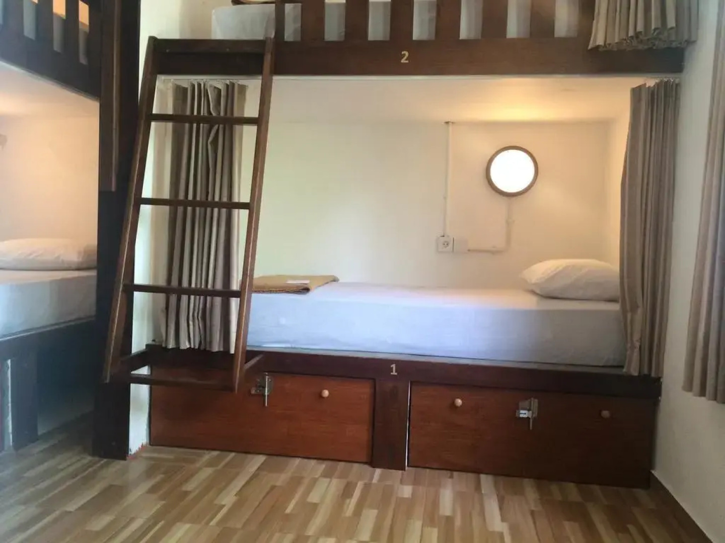 Kayun Hostel Downtown