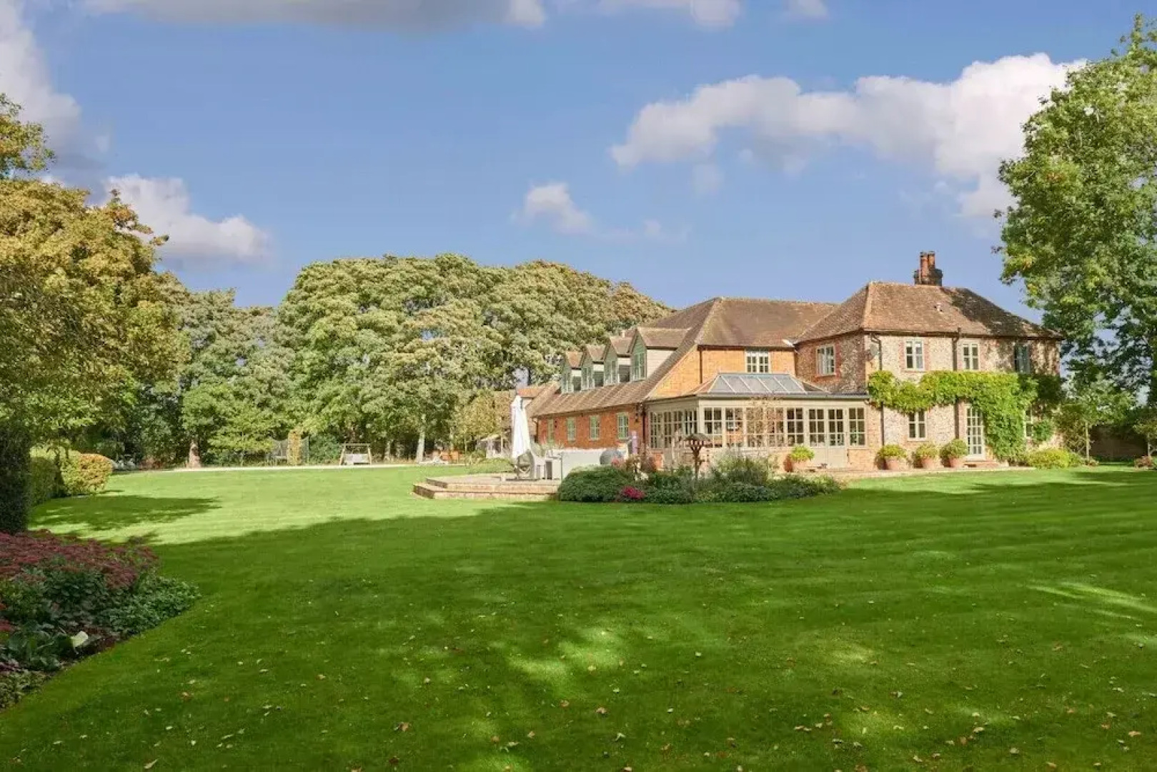 The Whistler s Perch - From 1100 Per Night