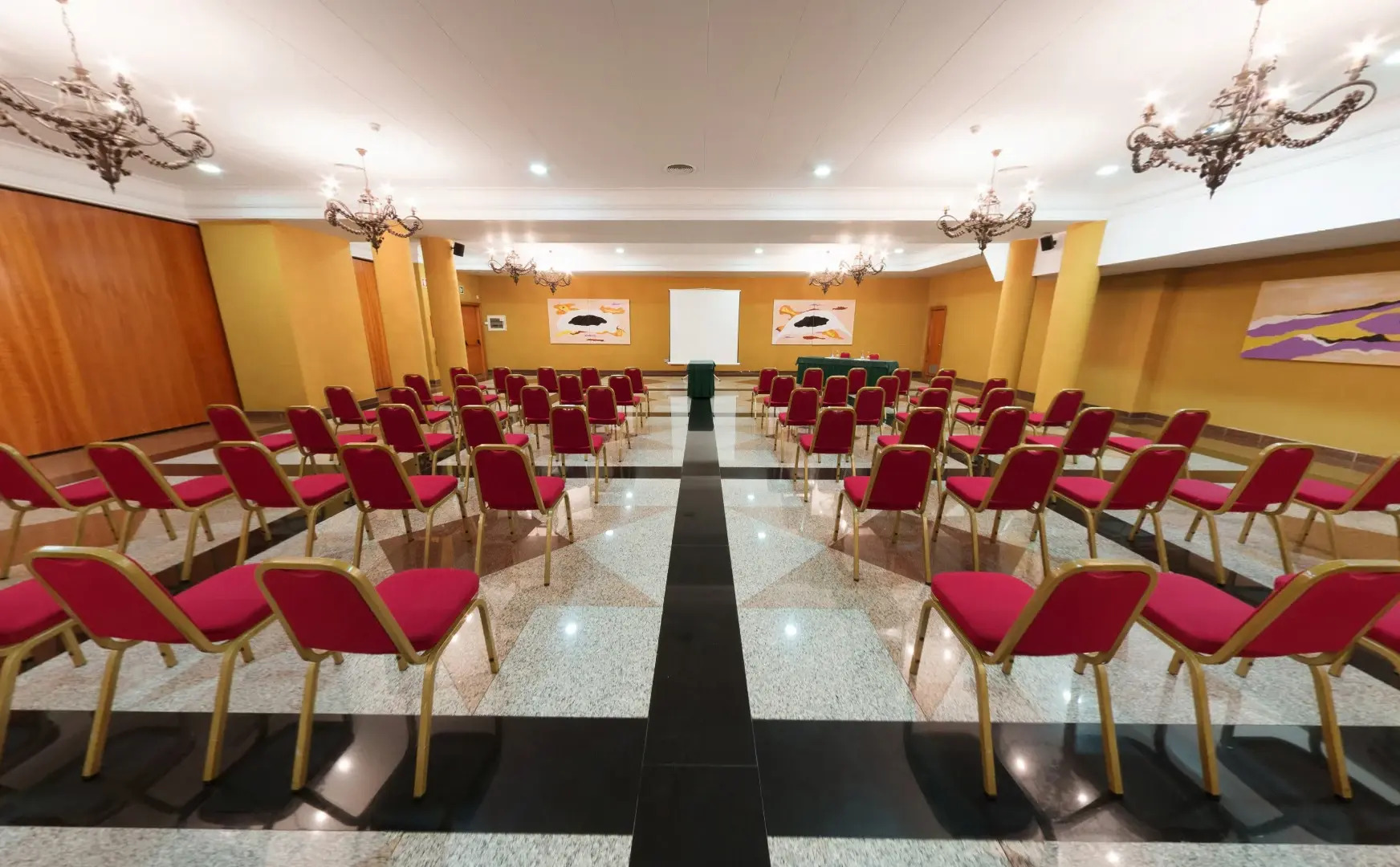 Отель Ilunion Les Corts Spa