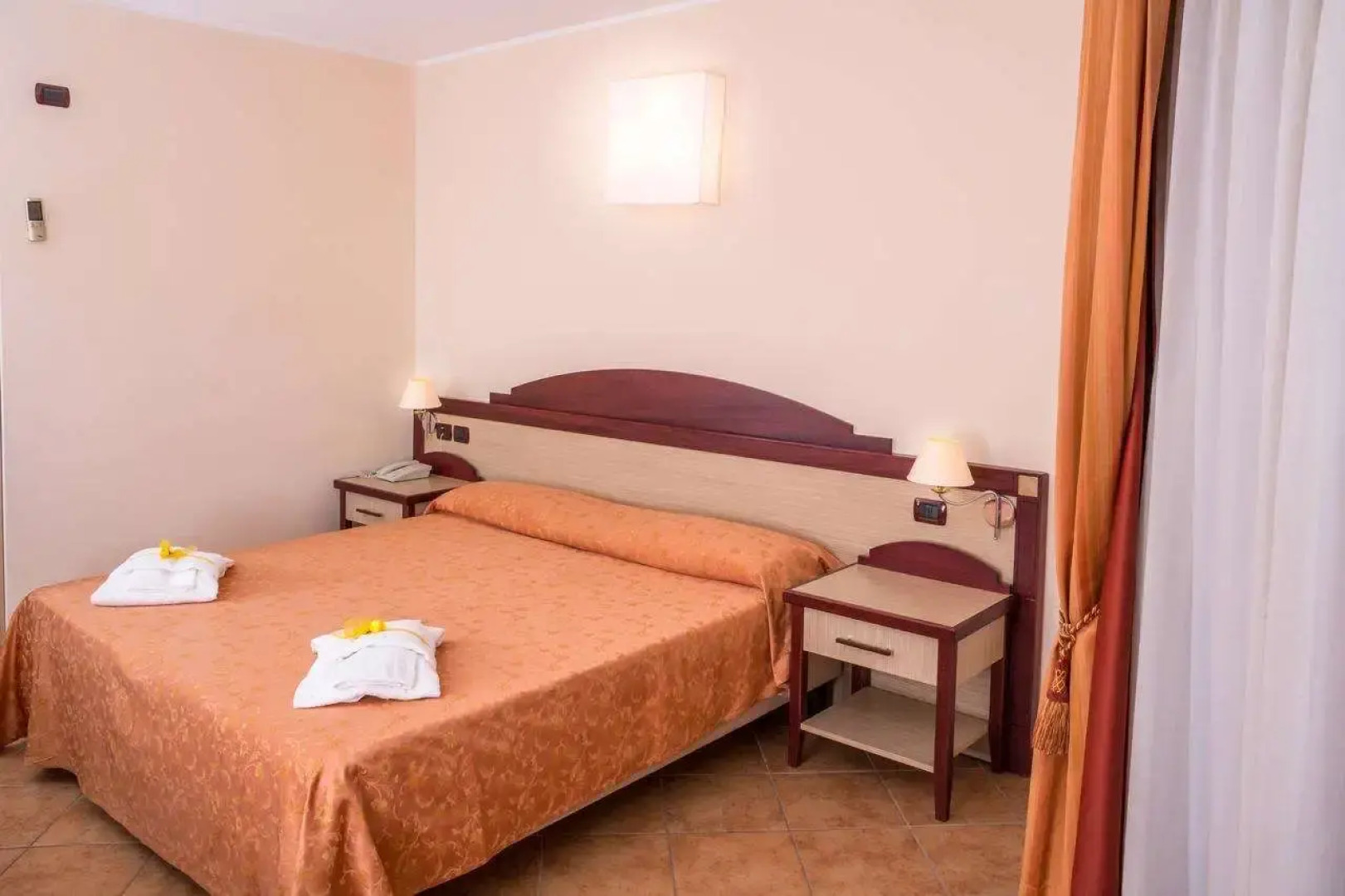 Отель Nettuno Palace