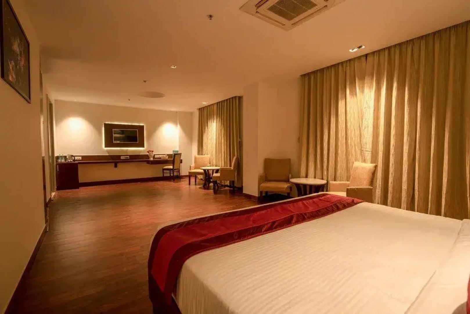 Hotel Mint Select Noida