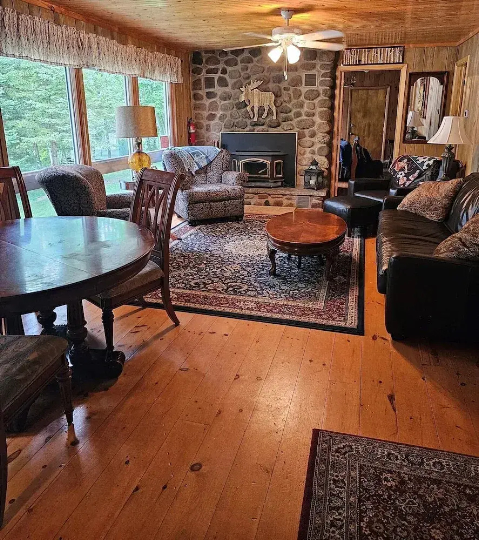 Butler's Bay Teal Lake Cabin