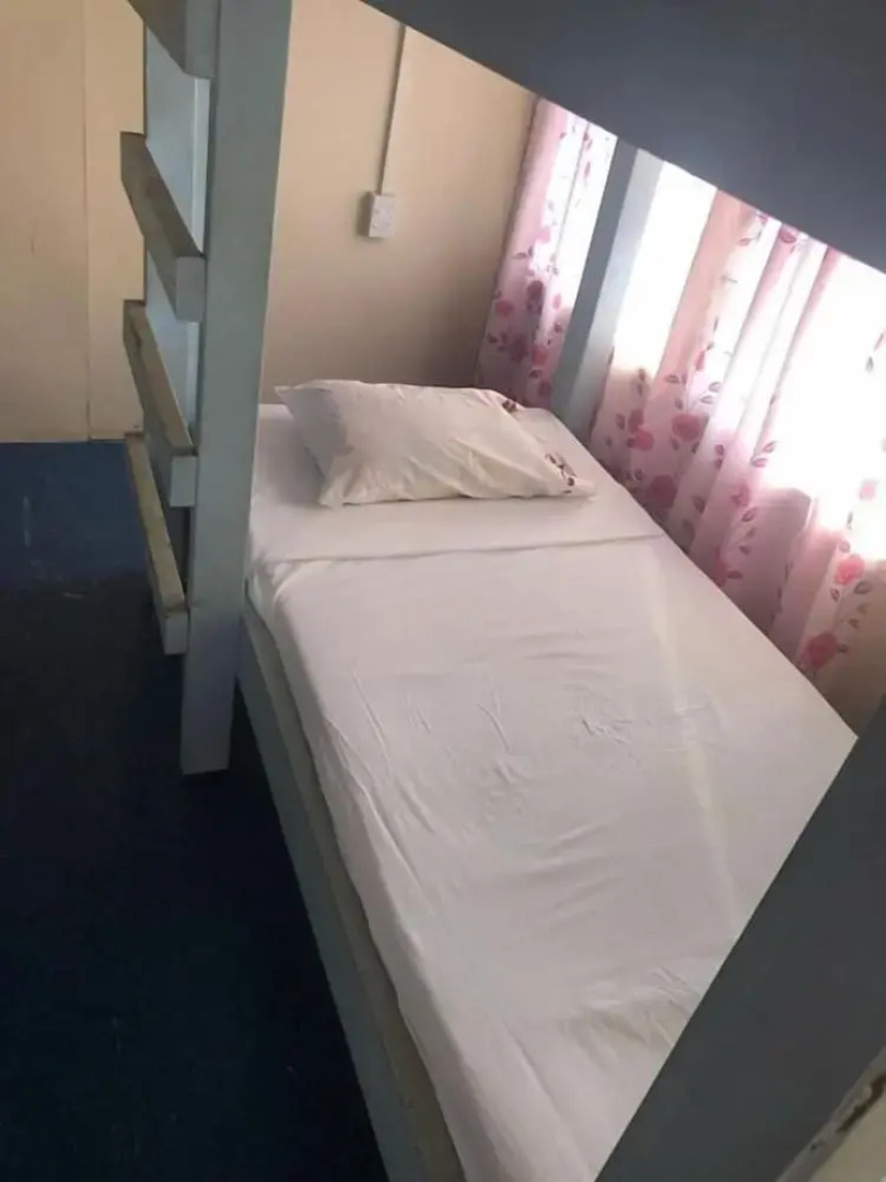 Transit Motel - Hostel