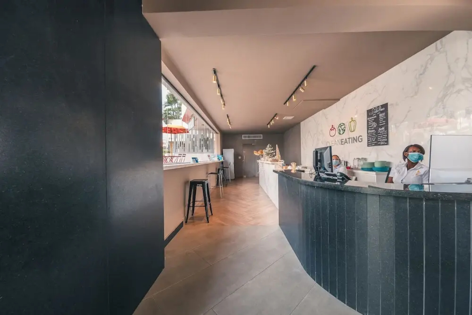 Regatta Living Hotel By Mint