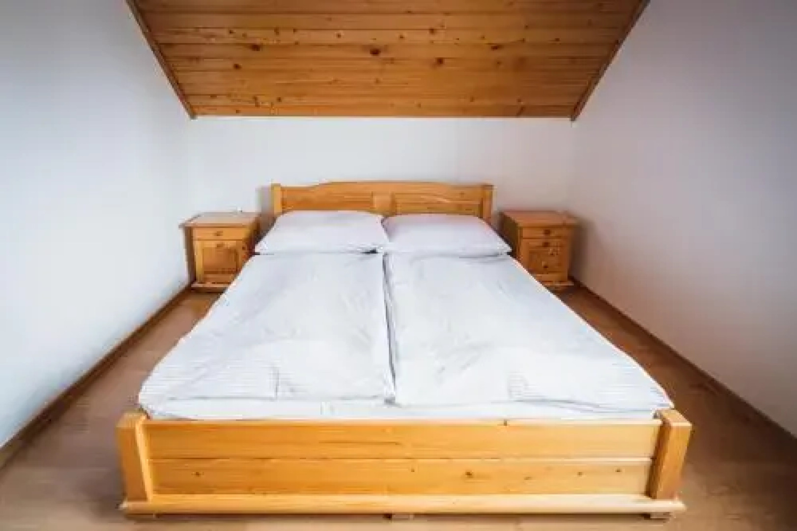 Domček pri potôčiku