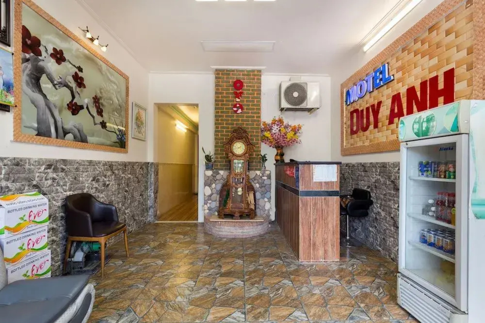 OYO 991 Duy Anh Hotel