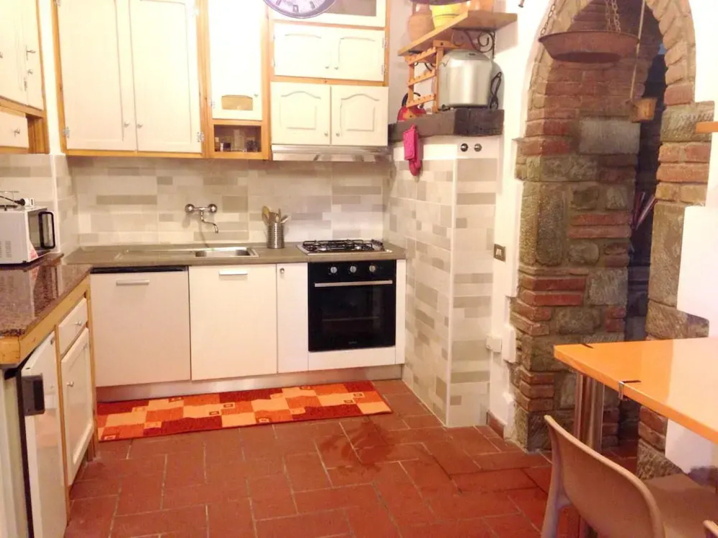 Villa With 3 Bedrooms in Tuoro sul Trasimeno, With Private Pool, Enclo