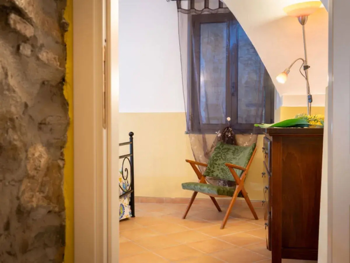 Apartment Giallo Vasia