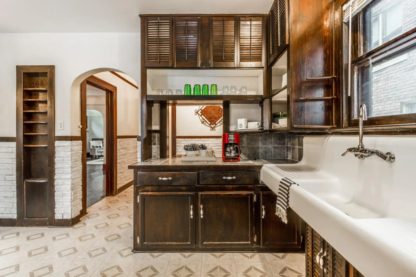 Glamorous Green Beauty