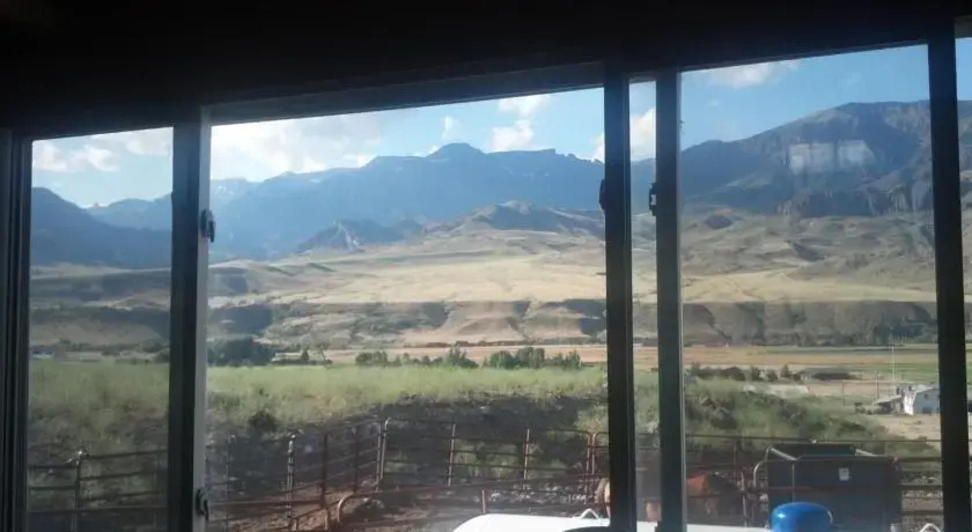 Wapiti Mountain Cabin