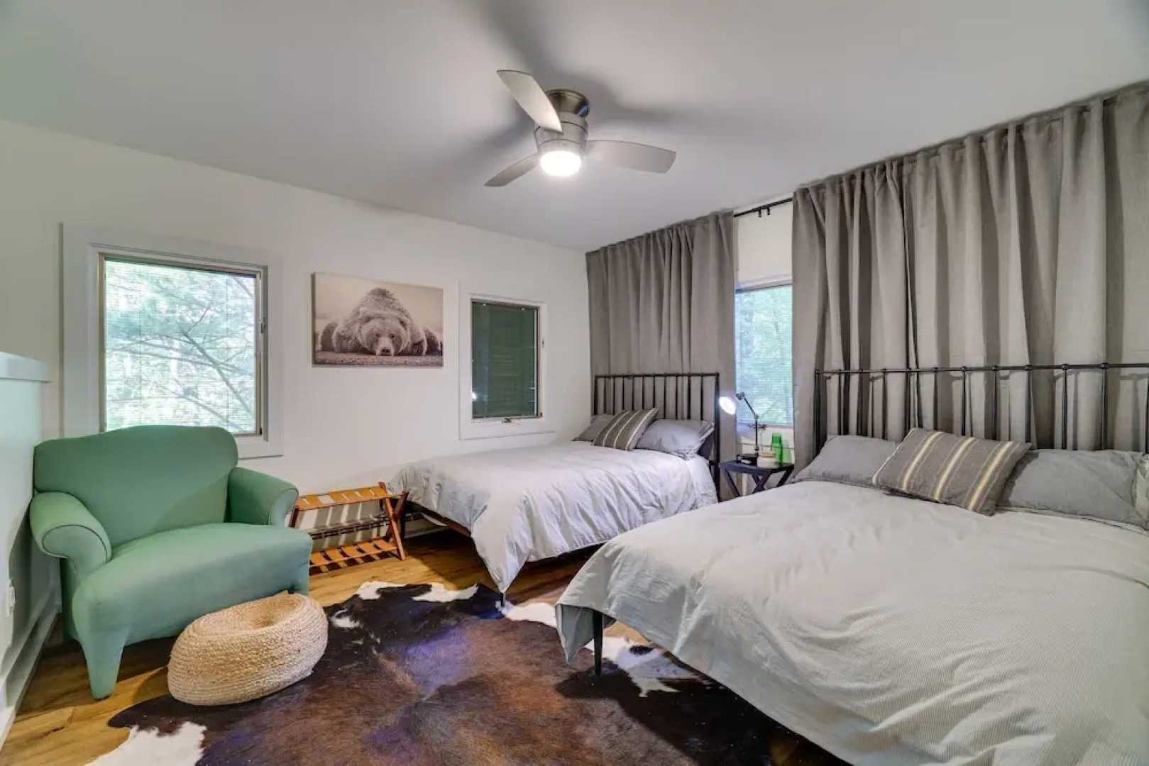 Private Hot Tub: Pocono Pines Cabin Getaway!