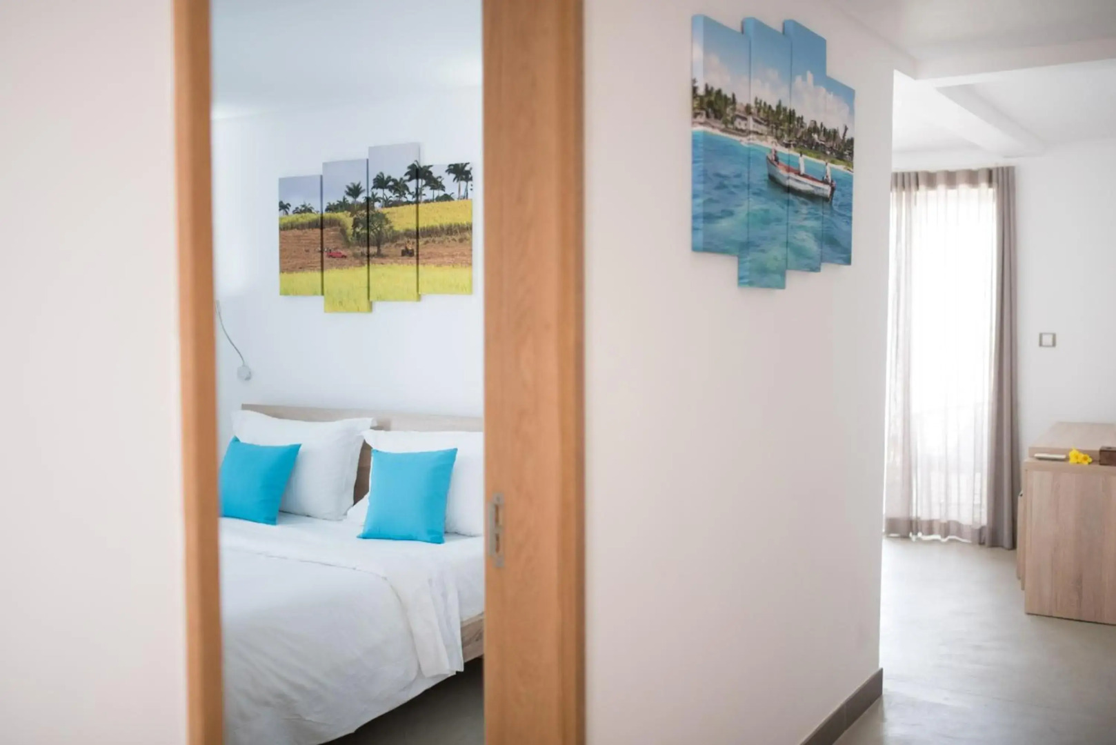 Toparadis Guest House