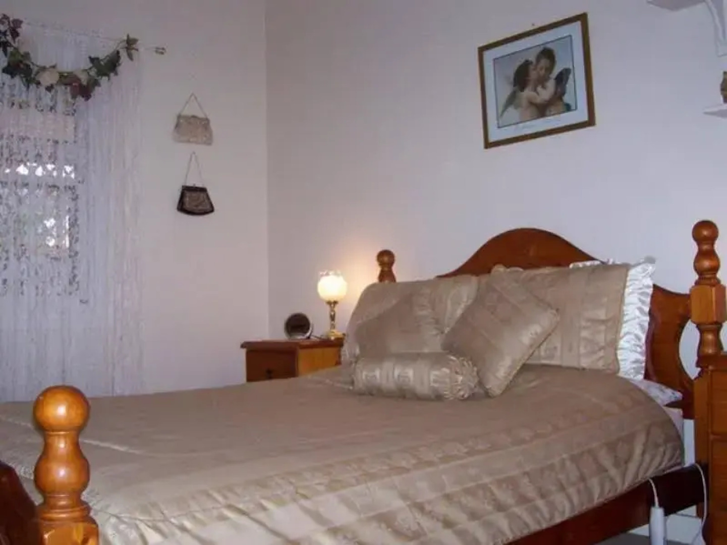 Cottage on Tottenham