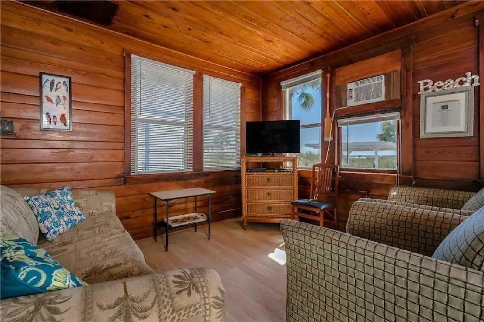 3 - Seahorse Cottages