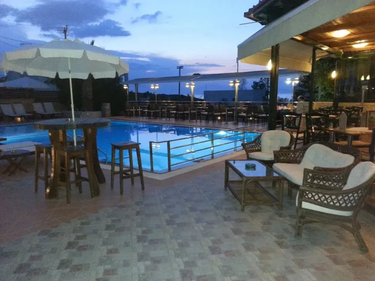 Ela Mesa Luxury Apartments
