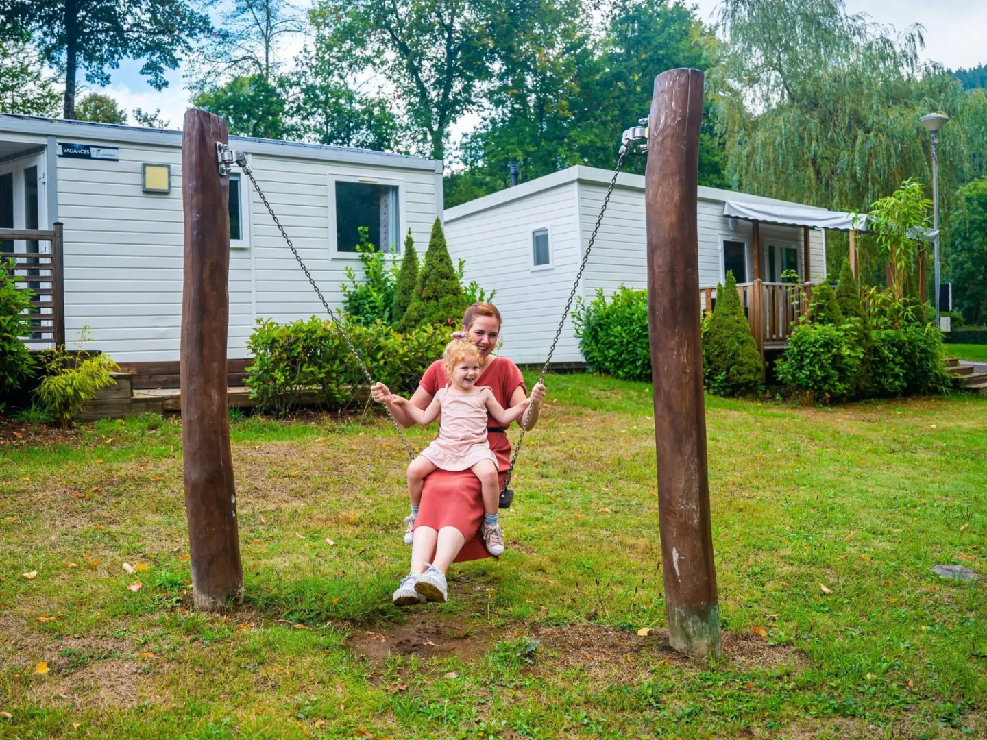 Modern chalet with air conditioning, in a holiday park, in a natural environment