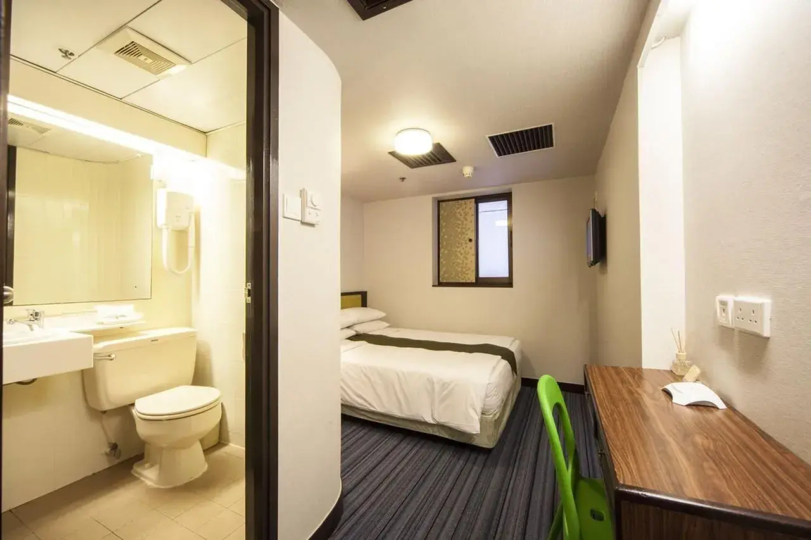 Evergreen Hotel