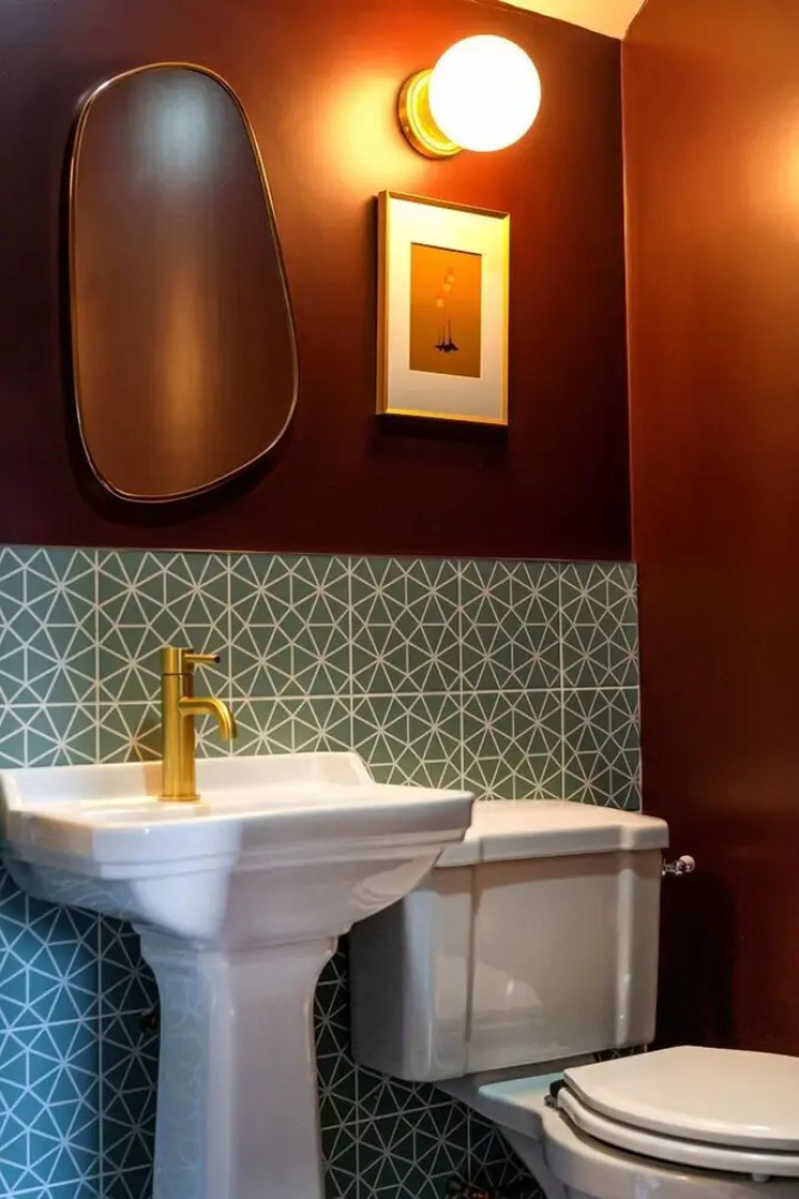 The Queen's Chew Magna