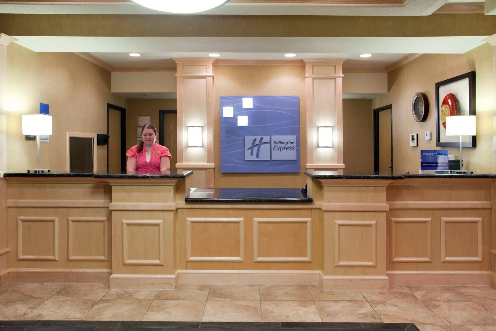 Holiday Inn Express Hotel and Suites West Valley by IHG
