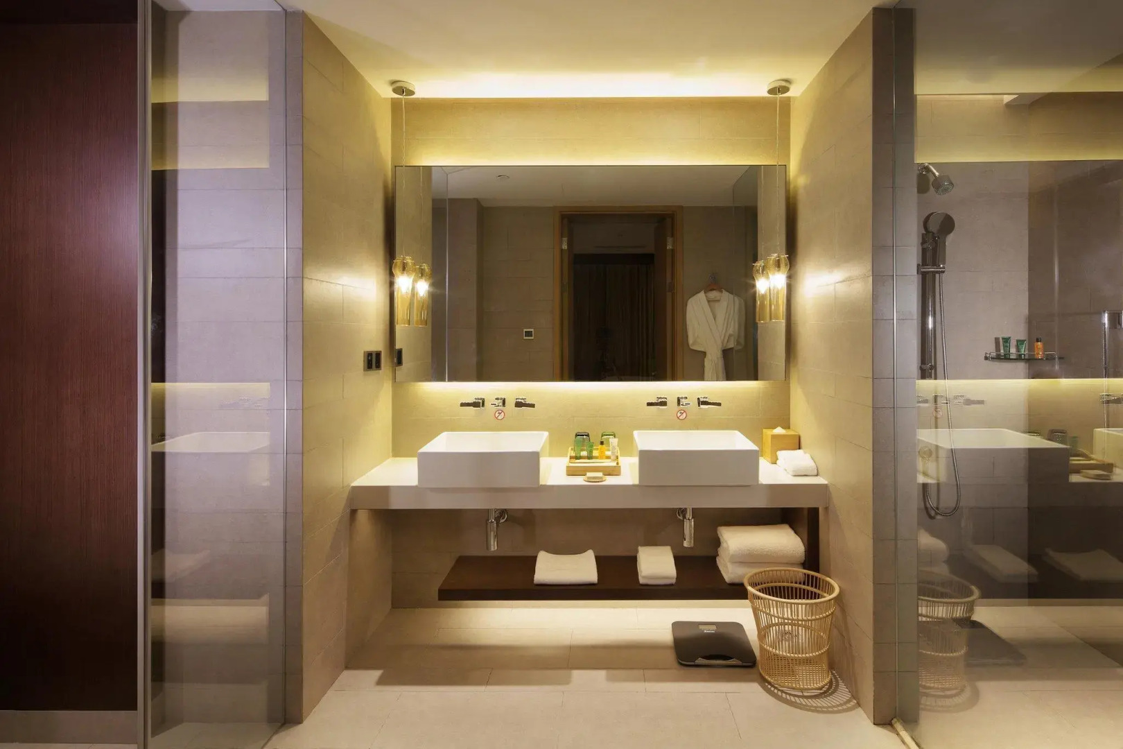 Отель Olympics Sports Center of Plum Garden