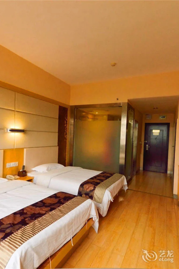 Xianning Jia Yuan Business Hotel