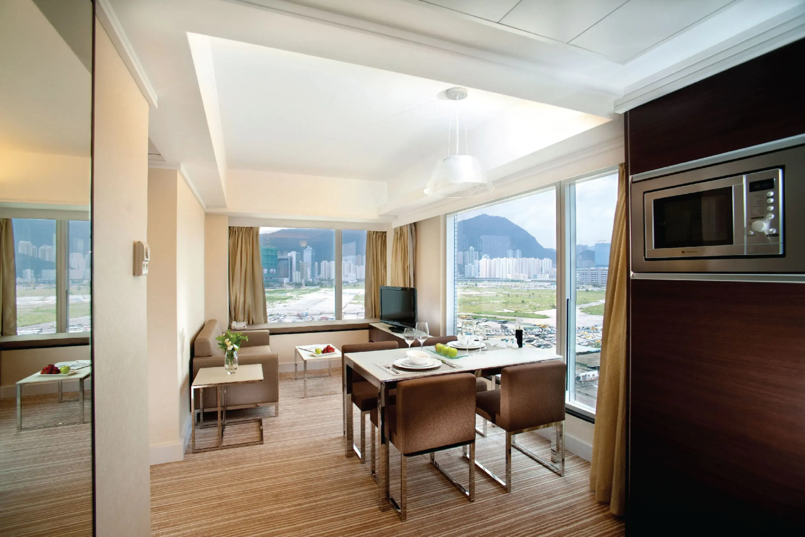 Harbour Plaza 8 Degrees