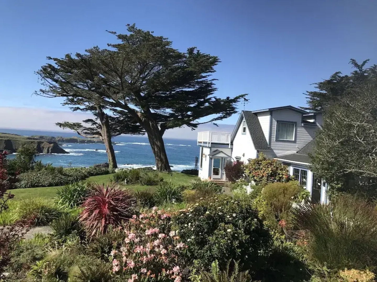 Agate Cove Inn