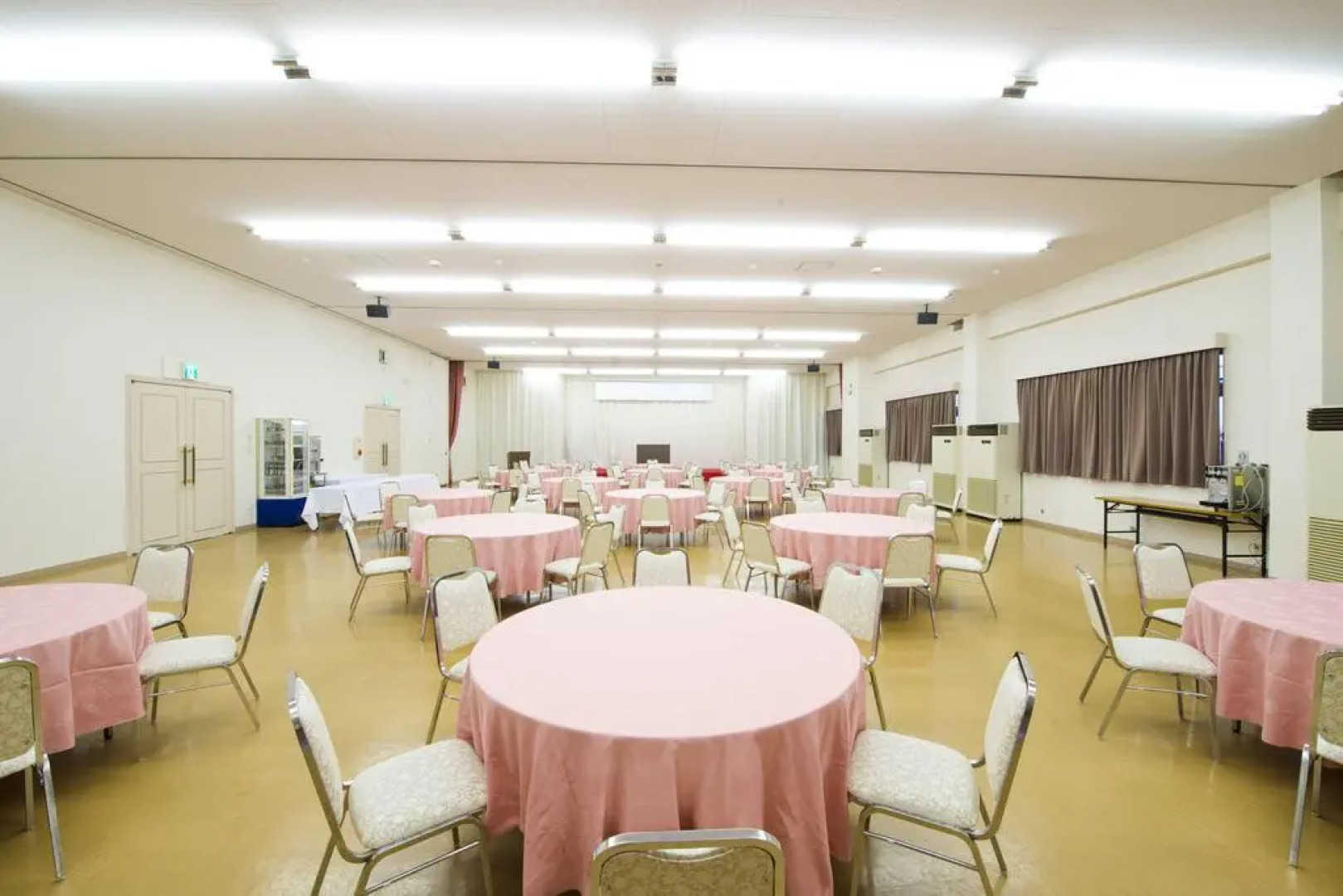 Hotel Nadeshiko