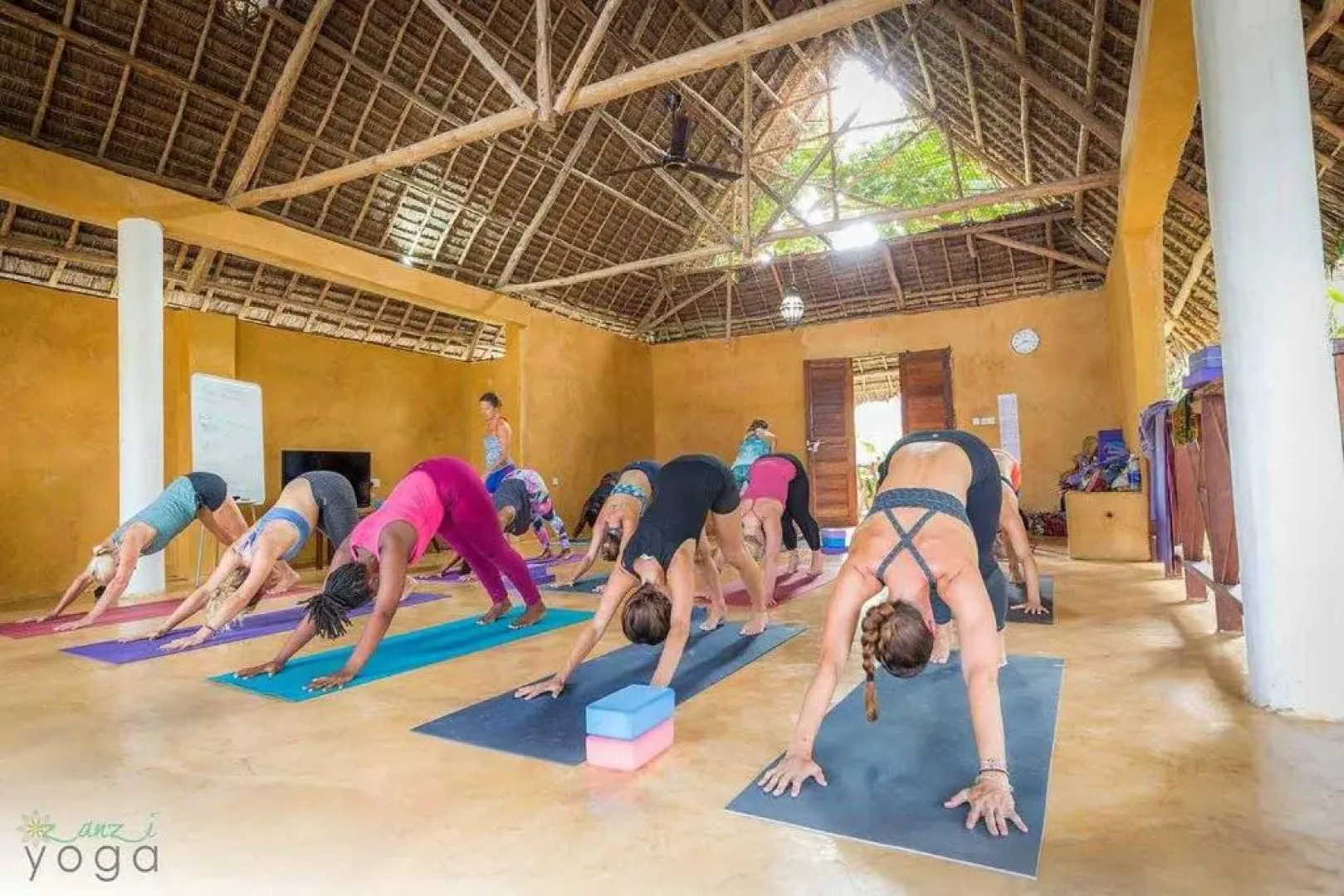 Casa Umoja Guesthouse