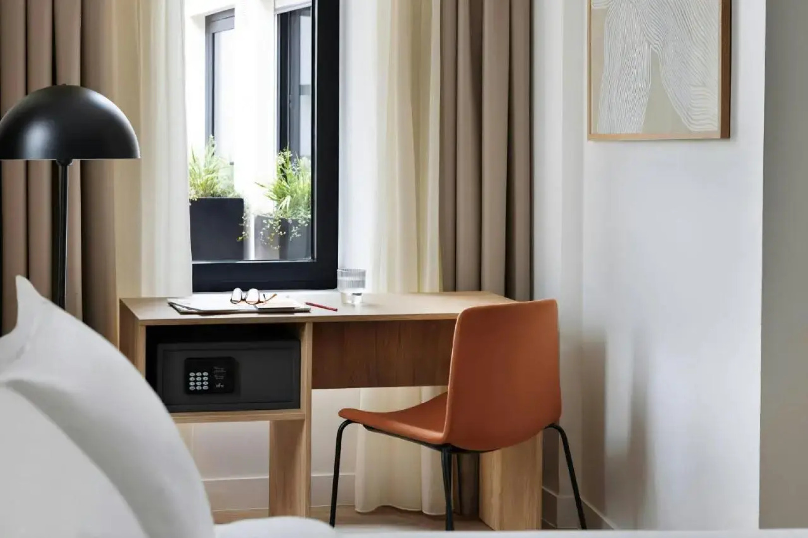 Yvette Hotel Porte de Versailles, Sonder by Marriott Bonvoy