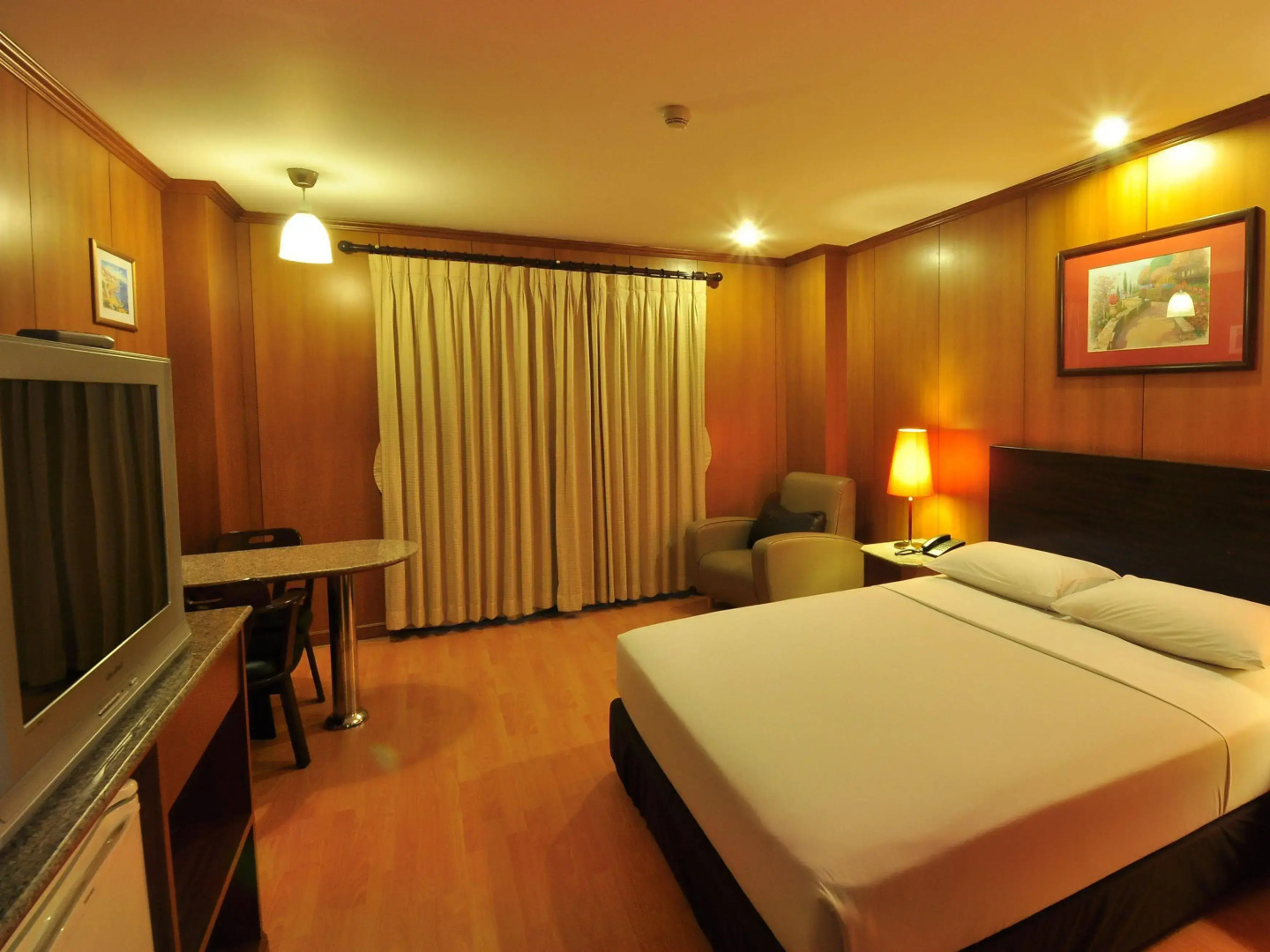 Dynasty Inn Pattaya