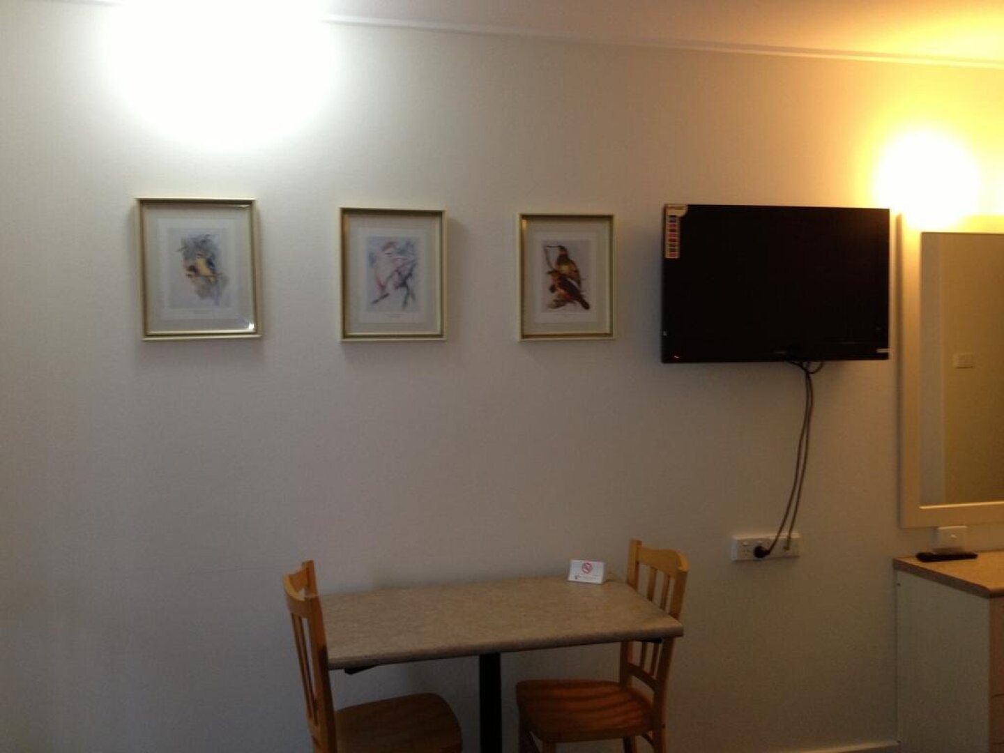 Comfy 2-bedroom Apartment With a Clyde River View