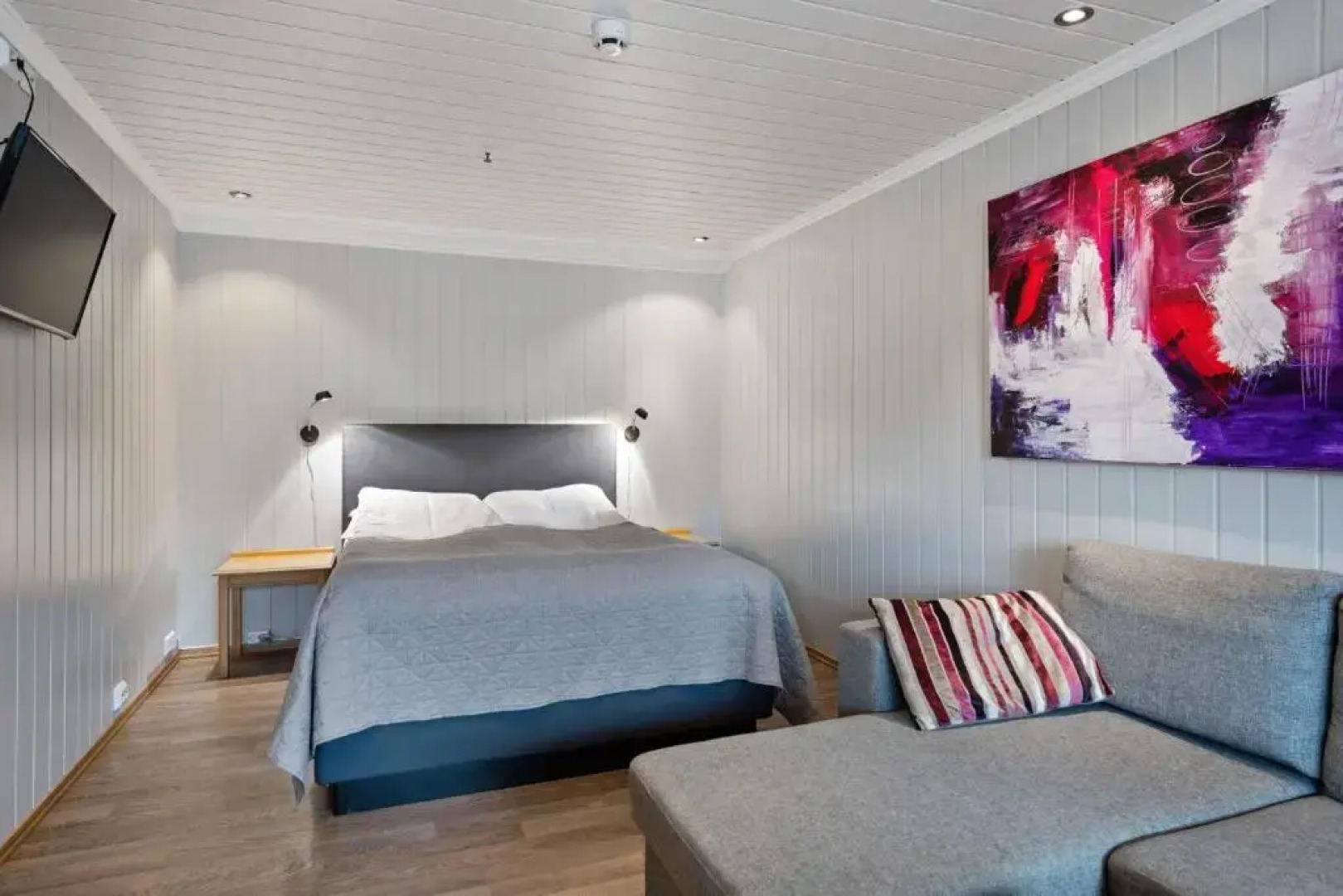 Solstad Hotel & Motel