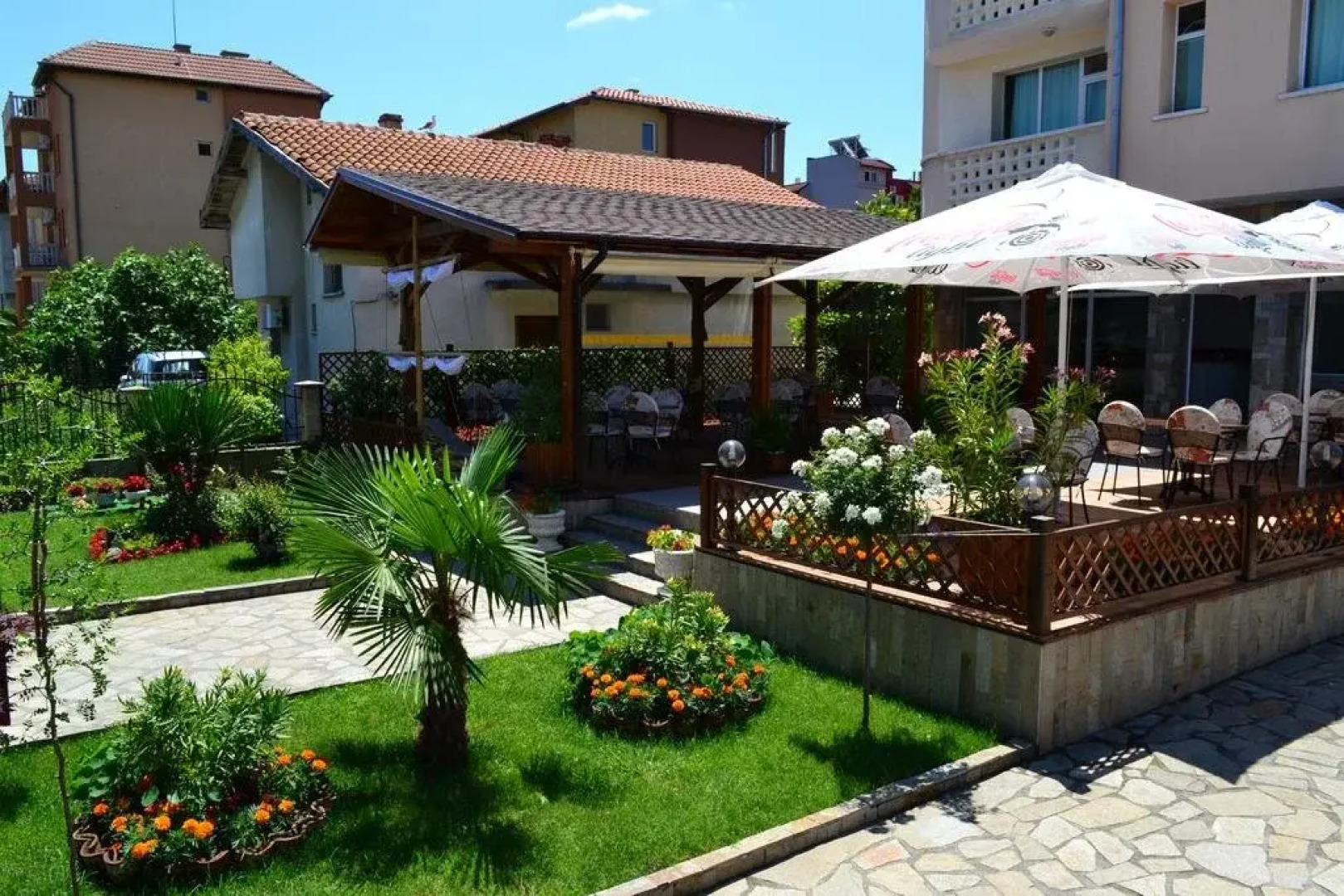 Saint George Family Hotel