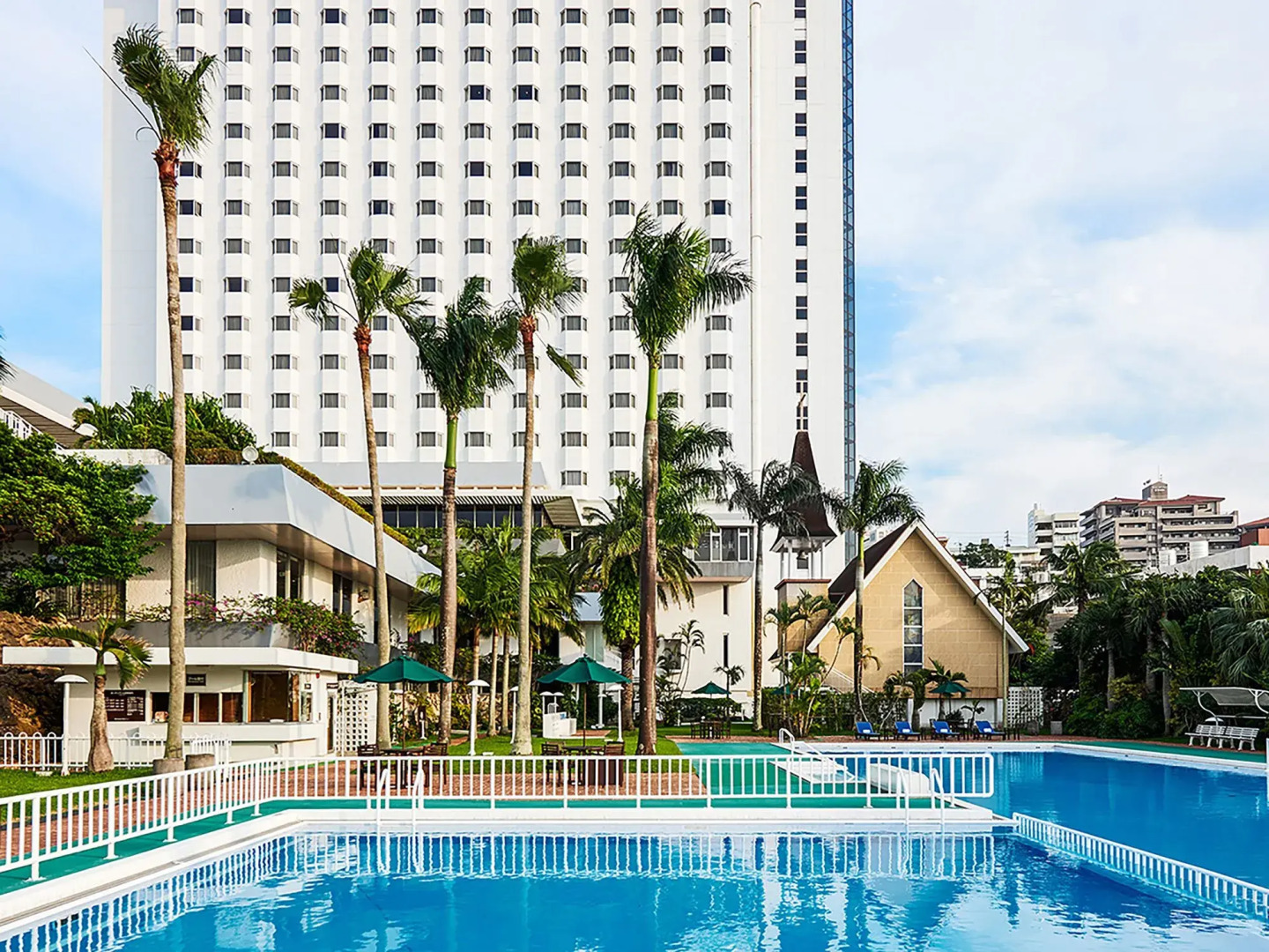 DoubleTree by Hilton Naha Shuri Castle