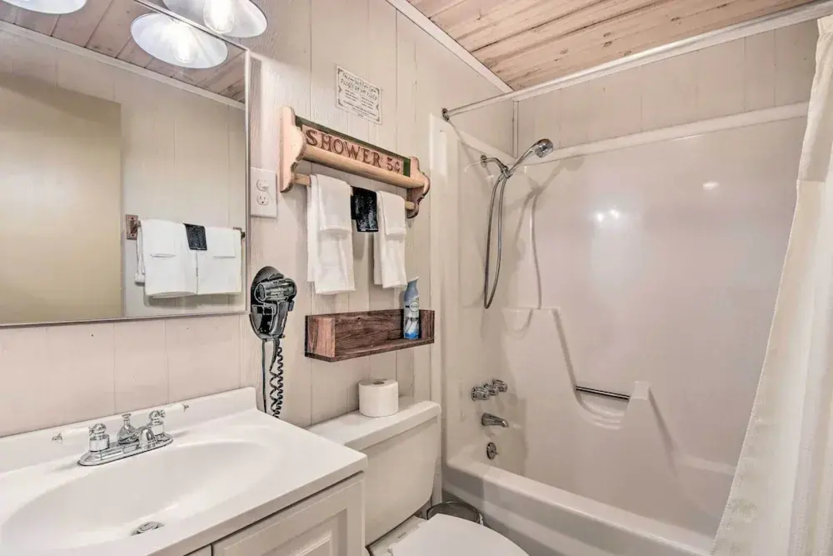 Chic Sky Valley A-frame Cabin w/ Pool Access!