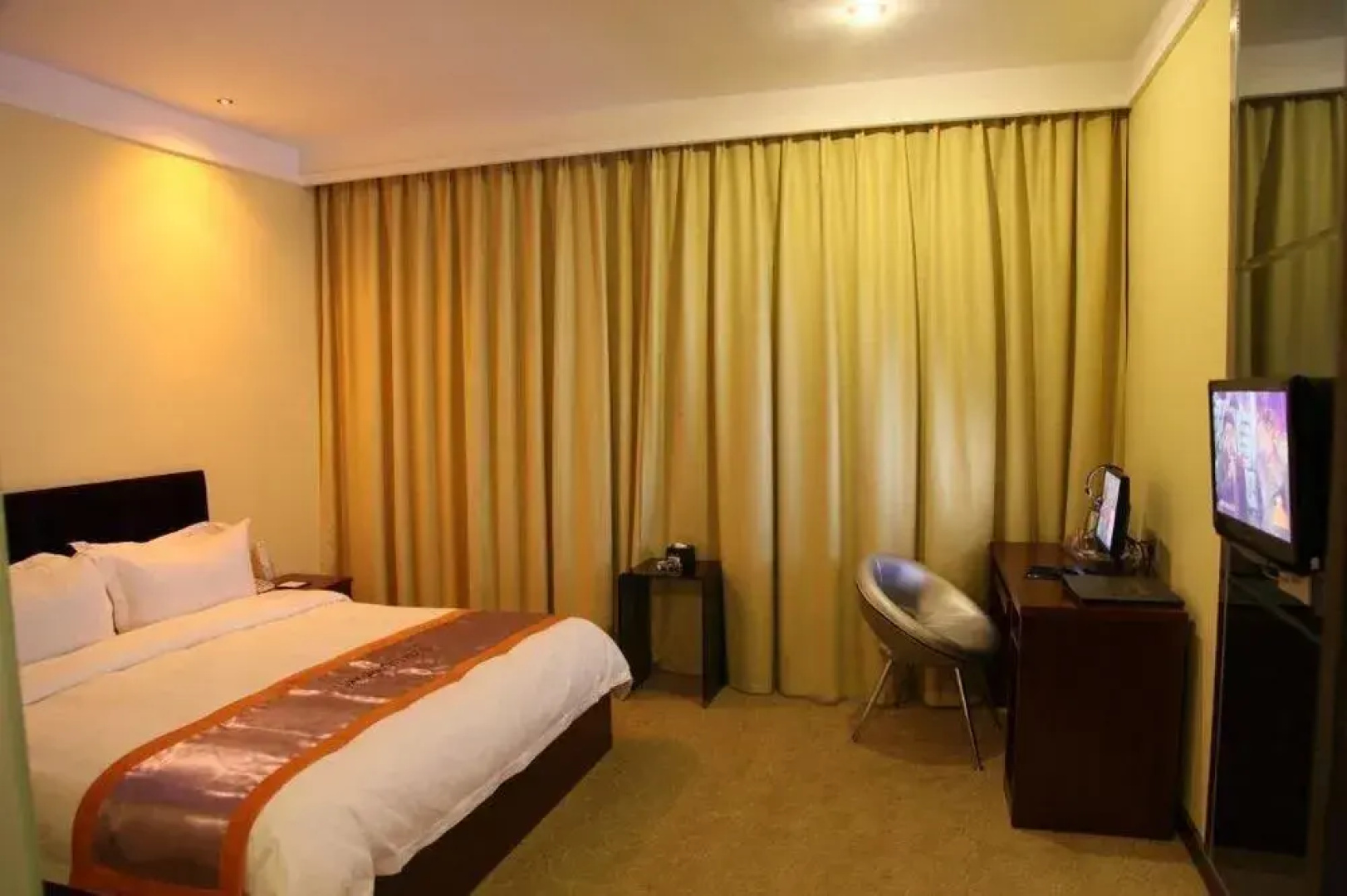 Xianning Sakura City Hotel