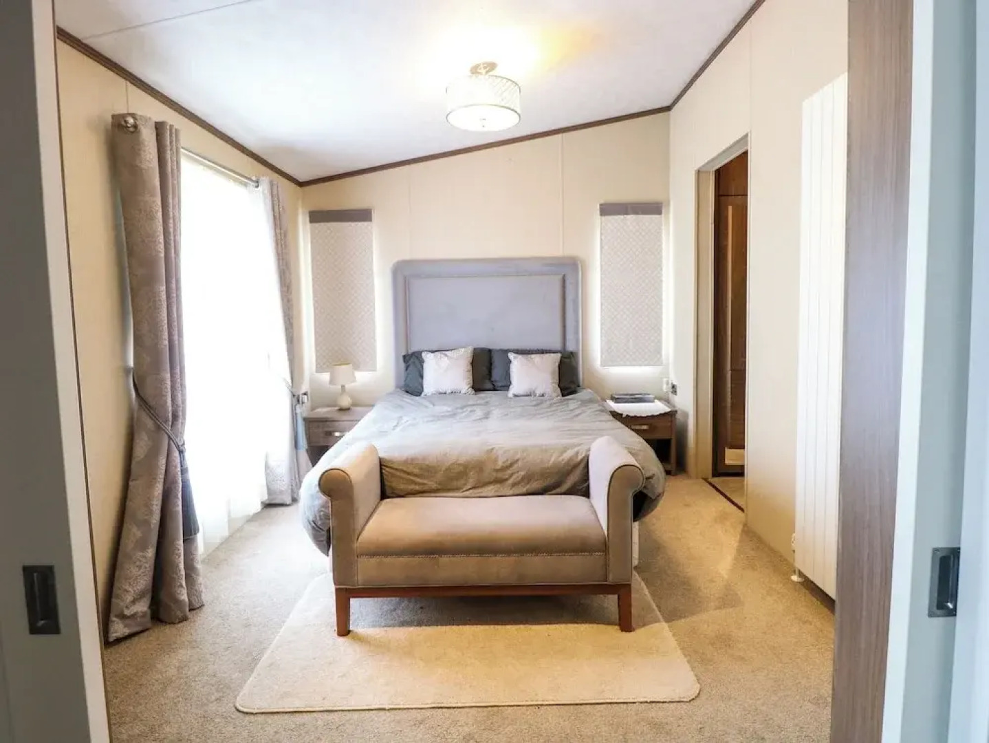 Lodge 26, Fishing Lakes