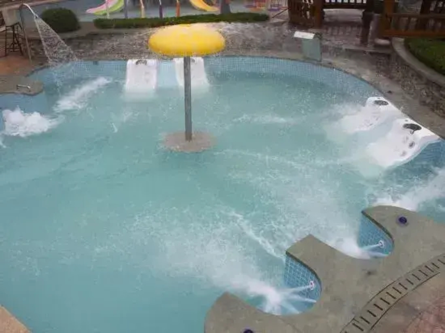 Gaizhou Yujingshan Hot Spring Garden Hotel