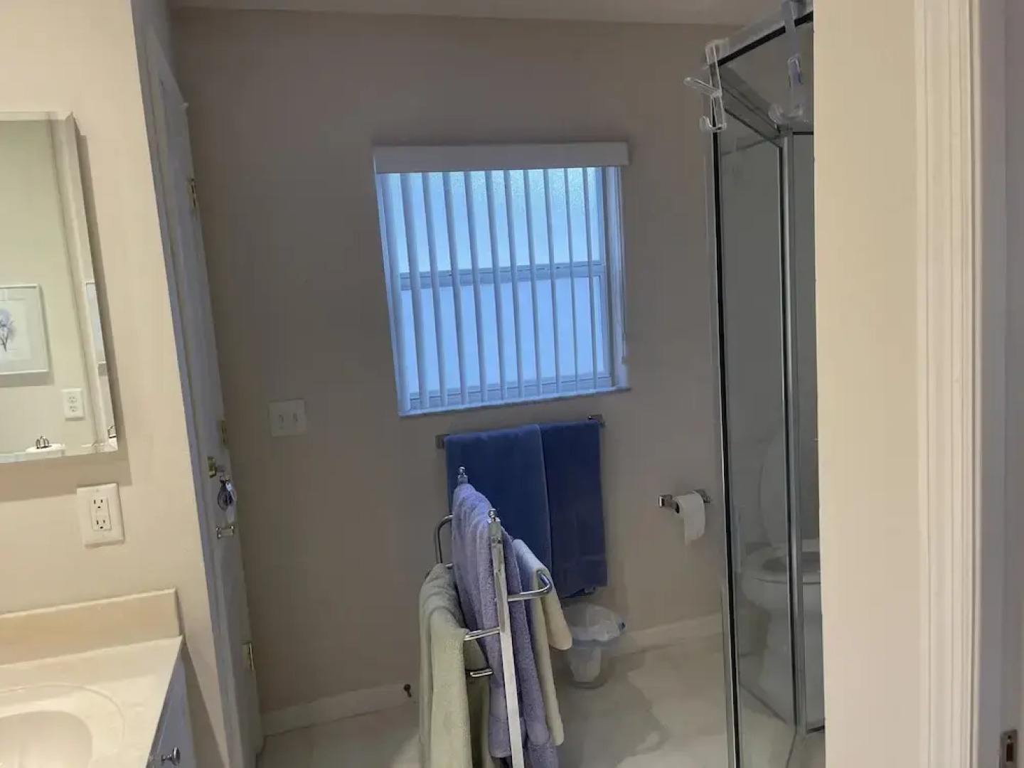 Burbank - Beautiful Designer Home Near Glenview Country Club