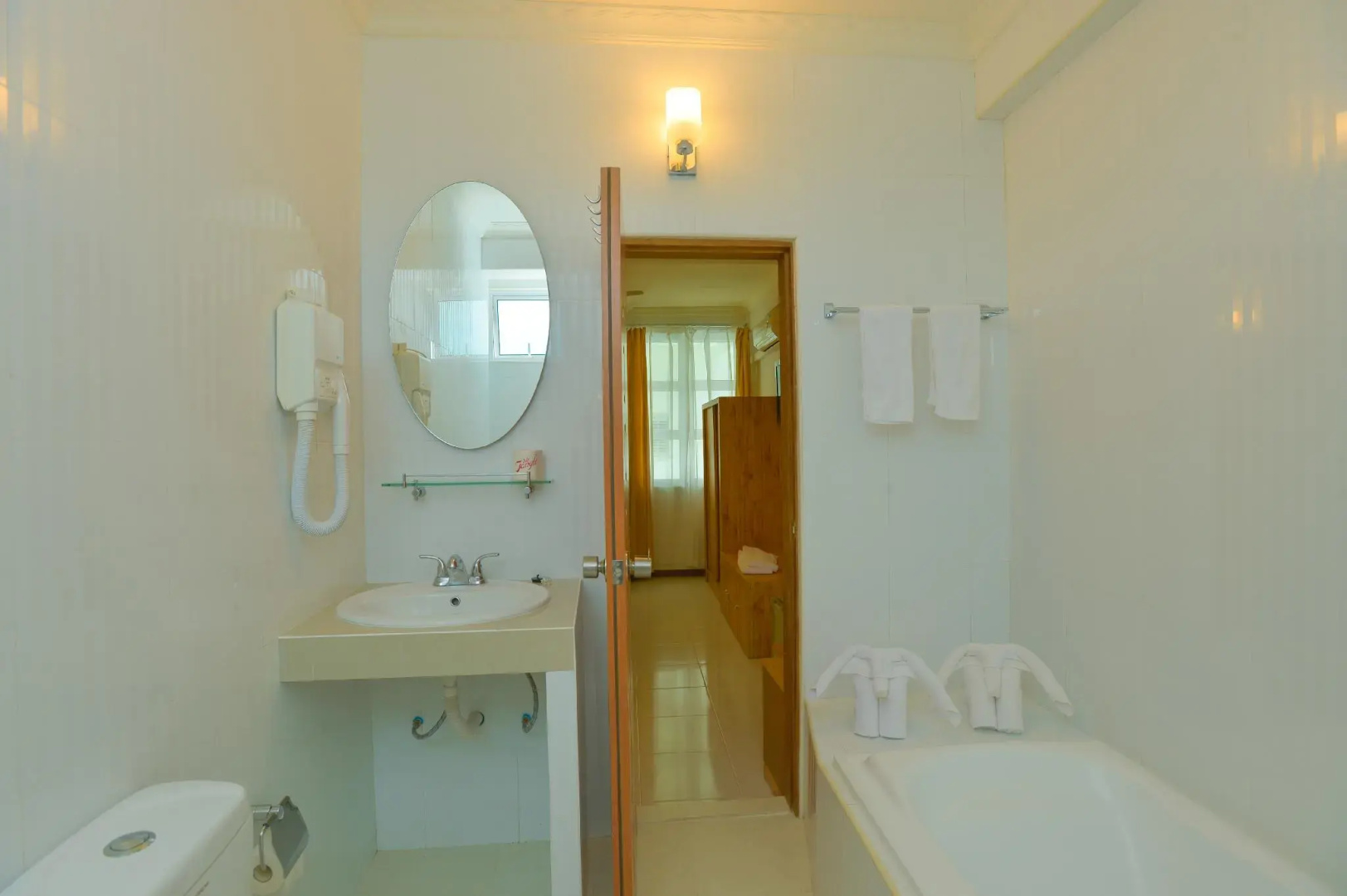 Rasdhoo Grand & Spa