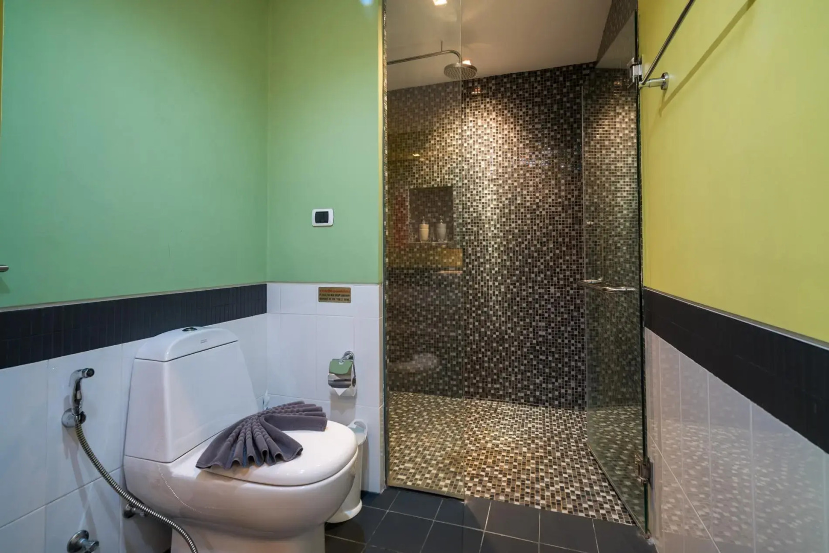 N308 - Walk to the beach apartment in Kamala, pool, gym, parking