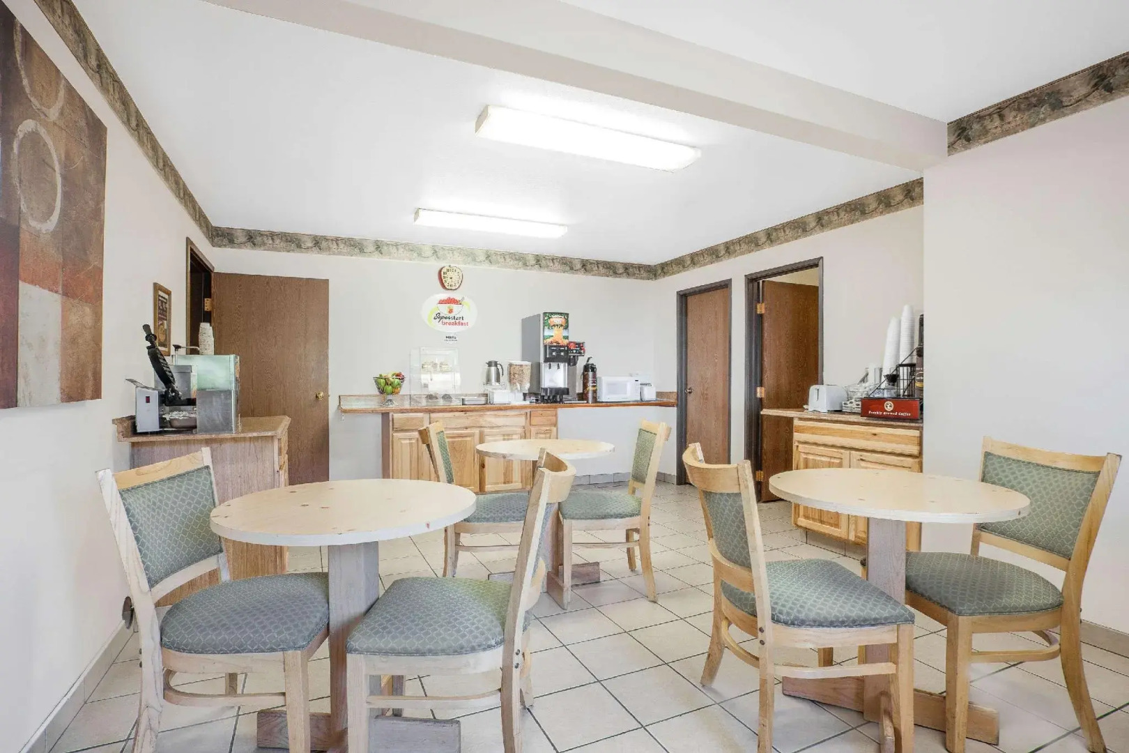 FairBridge Inn & Suites Moscow/Pullman