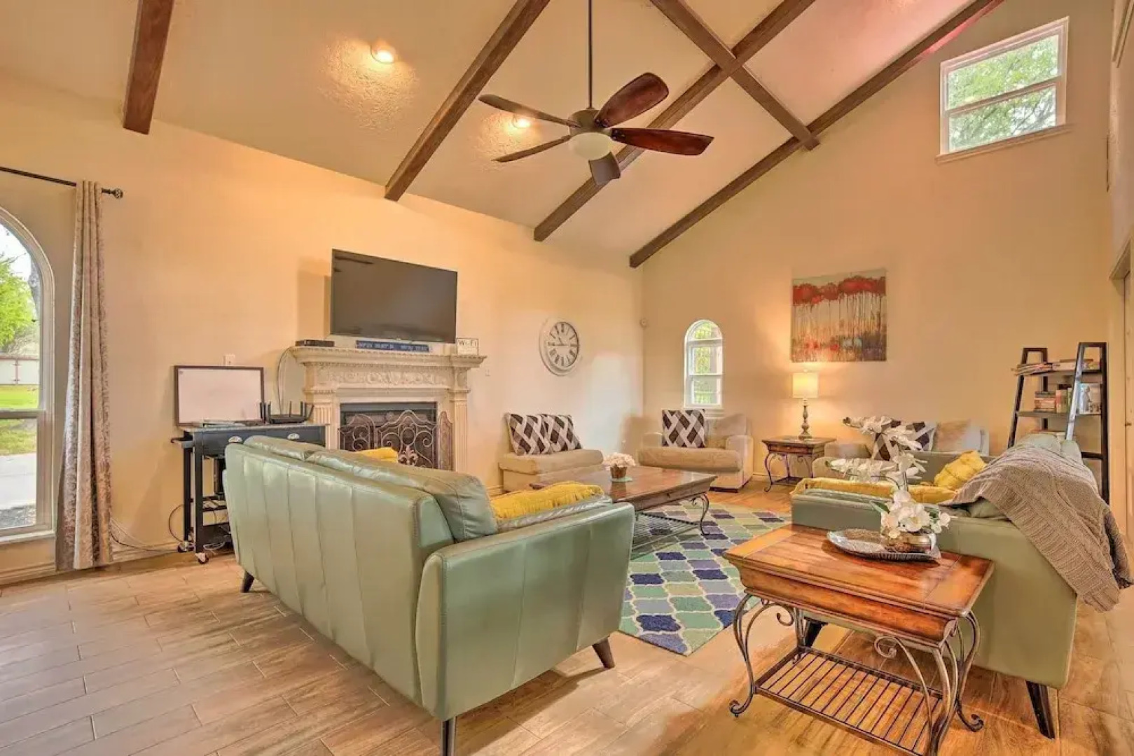 Modern Lake Conroe House w/ Lakefront Park & Deck!