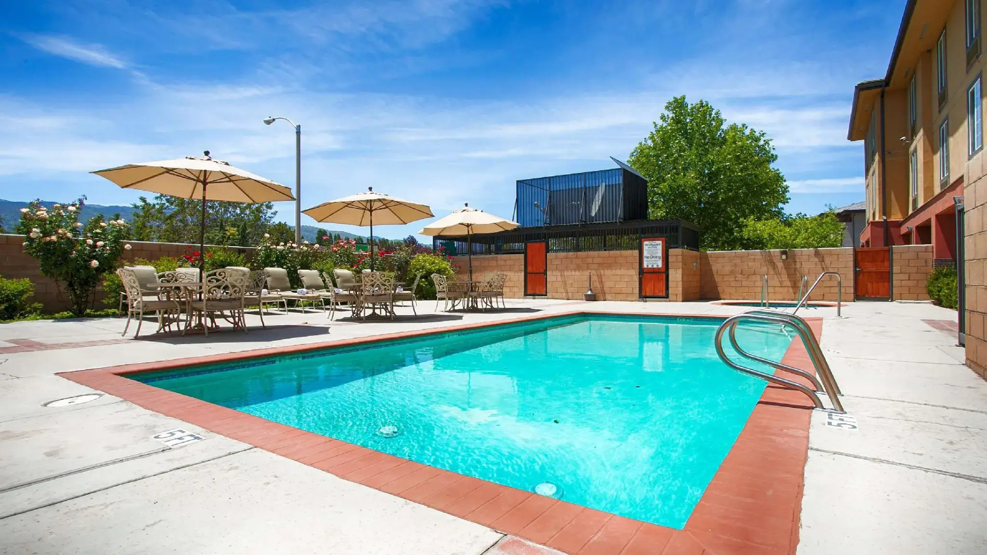 Best Western Plus Country Park Hotel