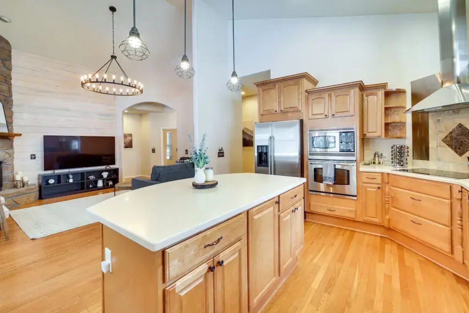 Golf & Hike: Munds Park Retreat w/ Forest Access!