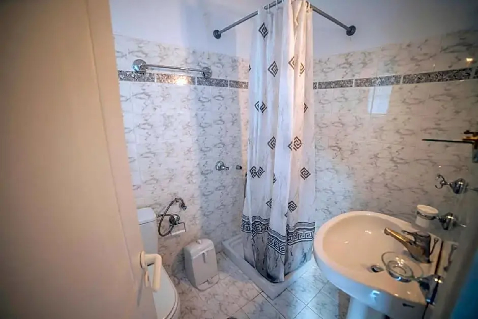 Ξενοδοχειο Παπαναγιωτου