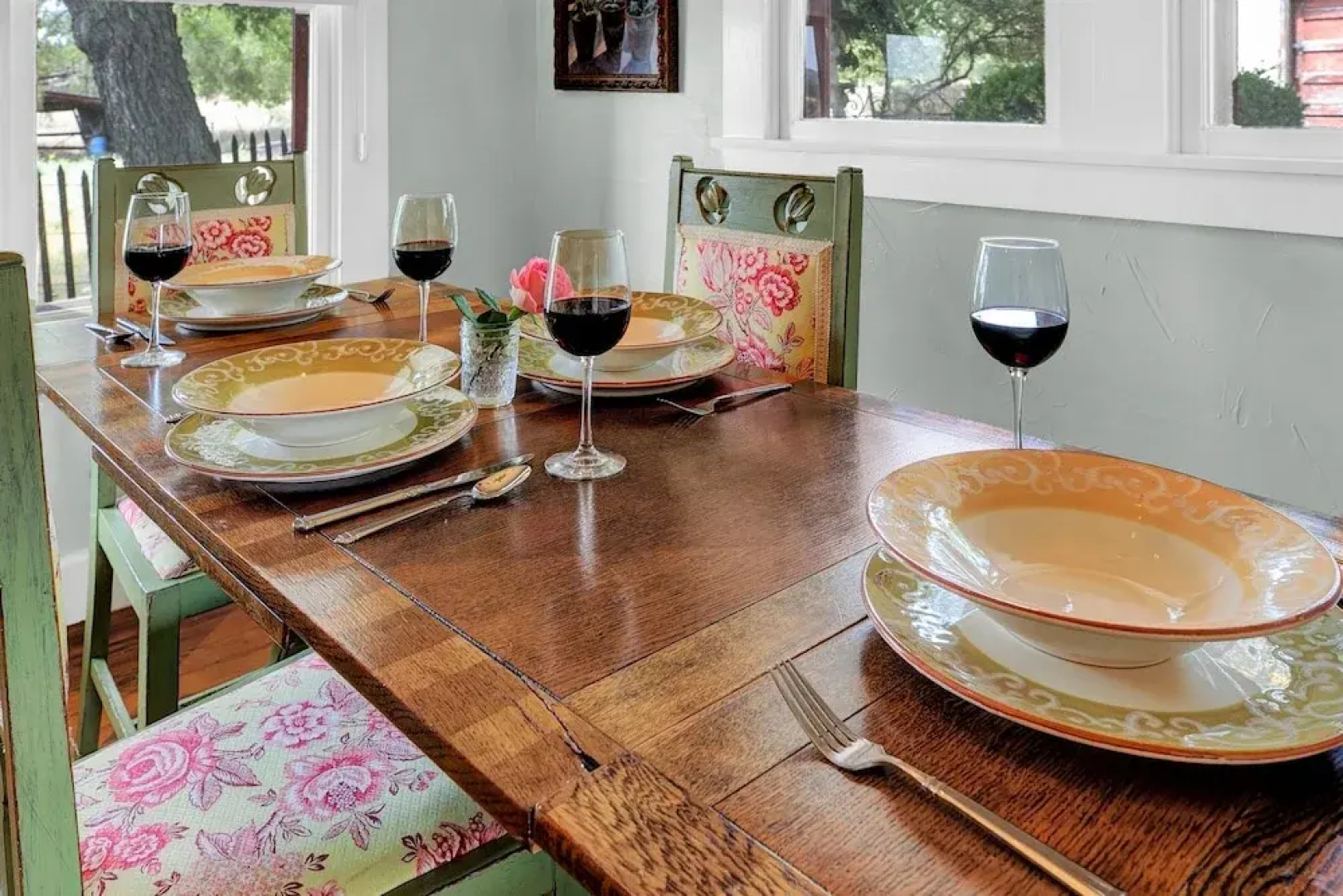 New! Stunning Historic Home Near Town With Bbq!