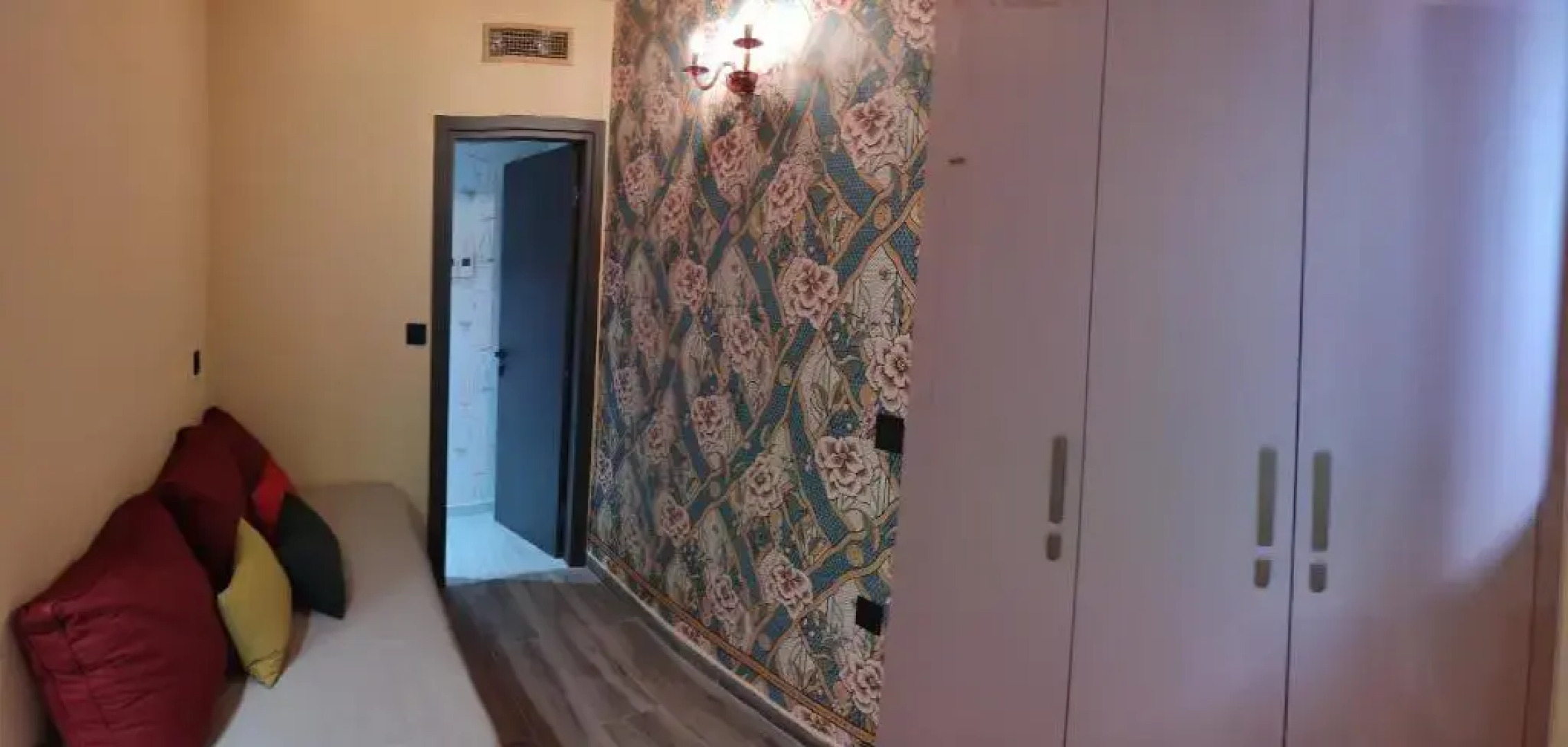 Sandy's Superior Suite